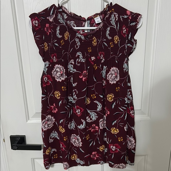 Old Navy Burgundy Smocked Floral Sleeveless Blouse - Picture 1 of 5